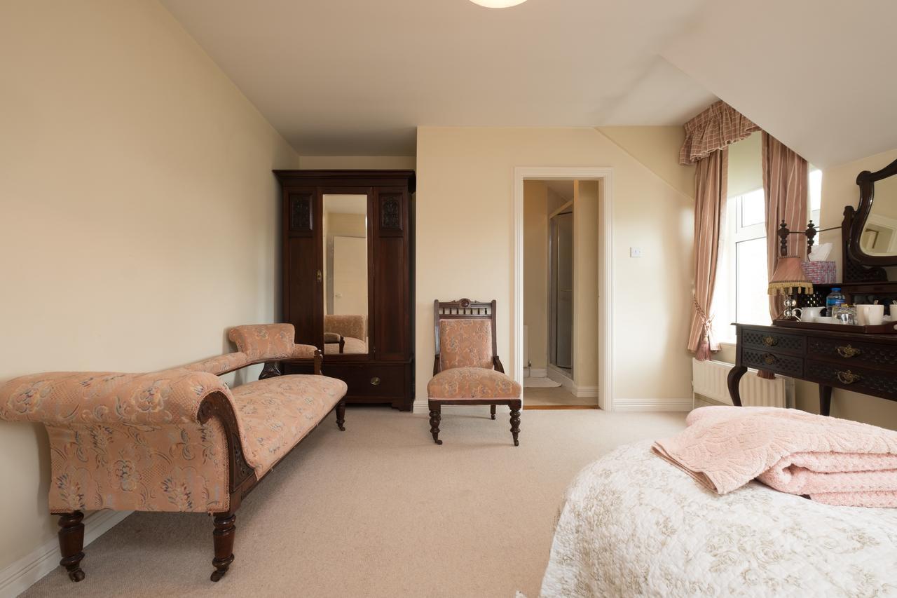 Ashwood House Bed and Breakfast Corrandulla Exteriör bild