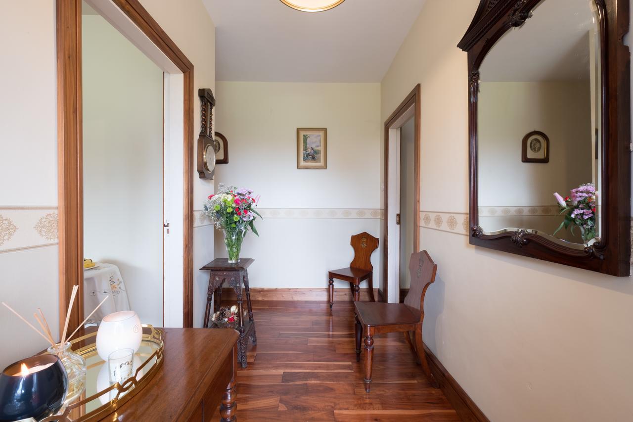Ashwood House Bed and Breakfast Corrandulla Exteriör bild